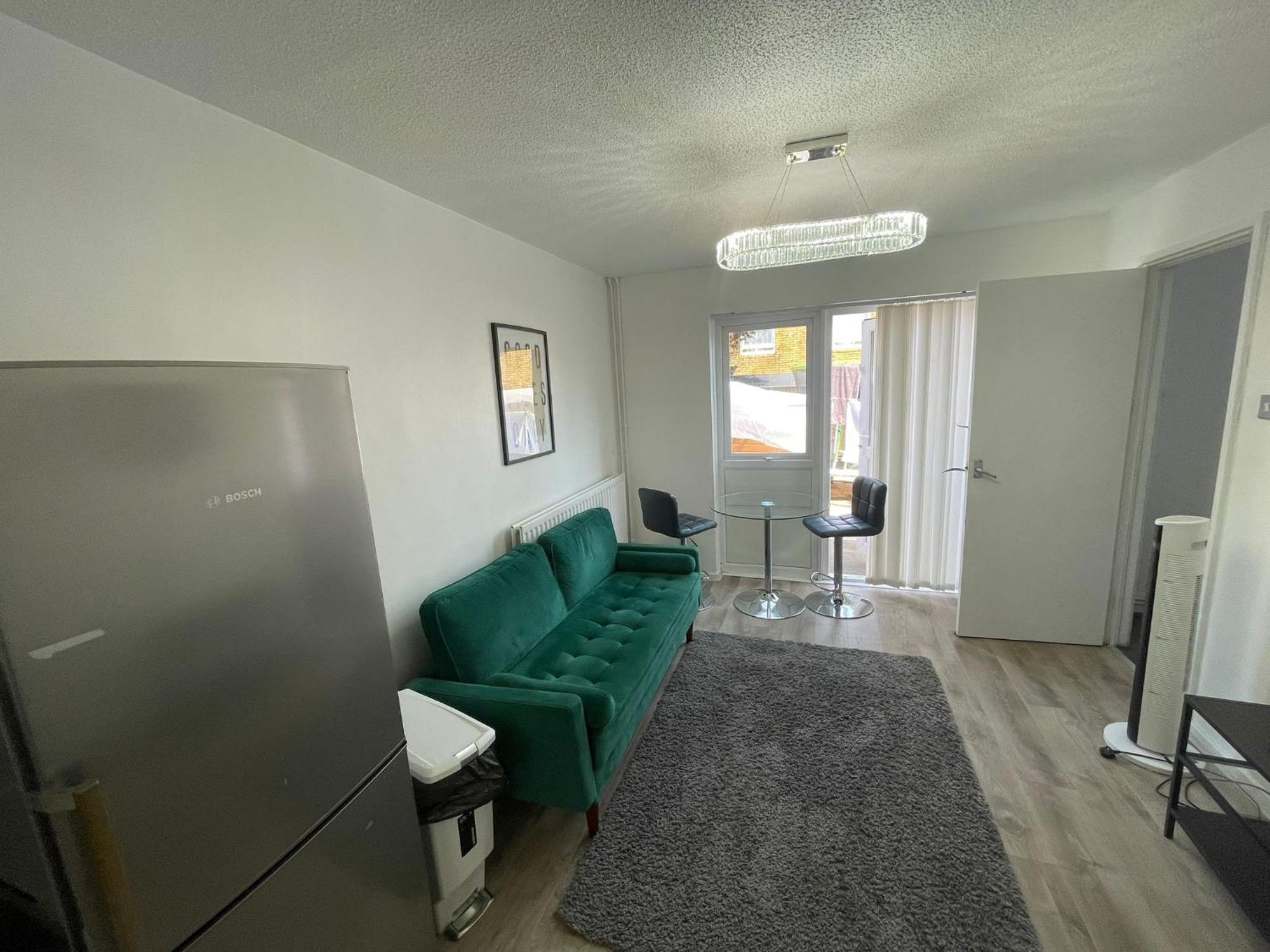 New! 4 Bedroom London House With Garden And Lawn Zewnętrze zdjęcie